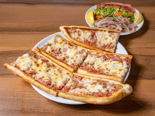 Kuşbaşı Kaşarlı Pide