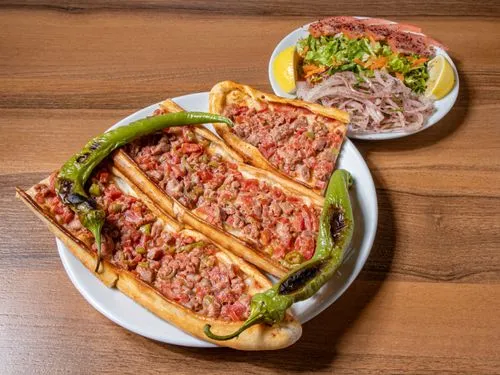 Kuşbaşılı Pide